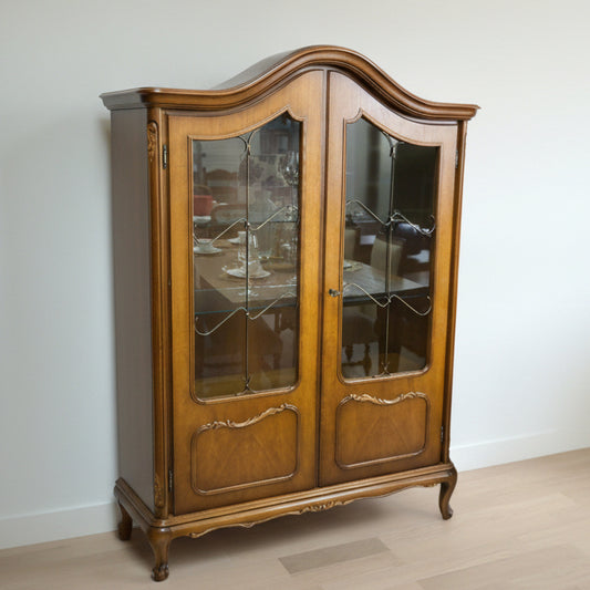 Винтидж витринен шкаф в стил Chippendale (Vintage Chippendale Style Vitrine) - Около 1960 г. - Full View