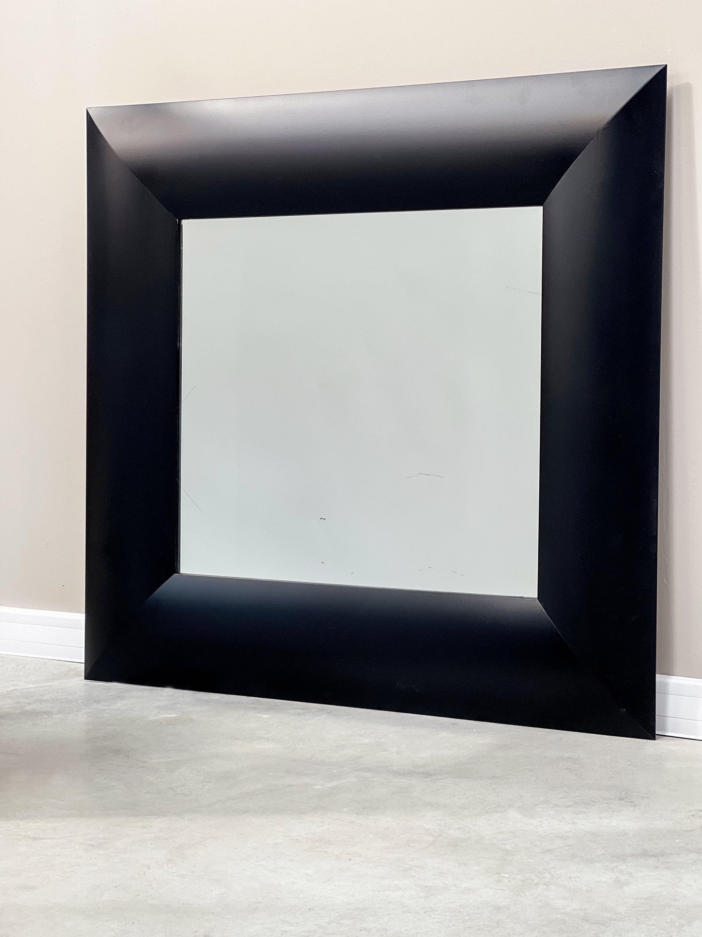 ОГЛЕДАЛО В ИНУСТРИАЛЕН СТИЛ - My Dutch House