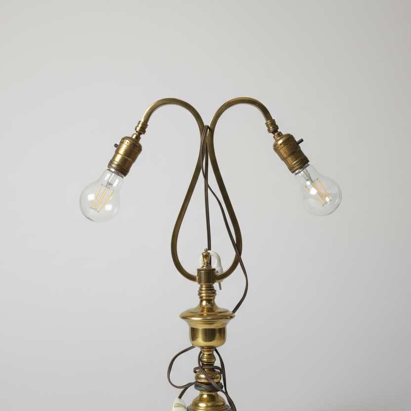 LAMPS AND CHANDELIERS