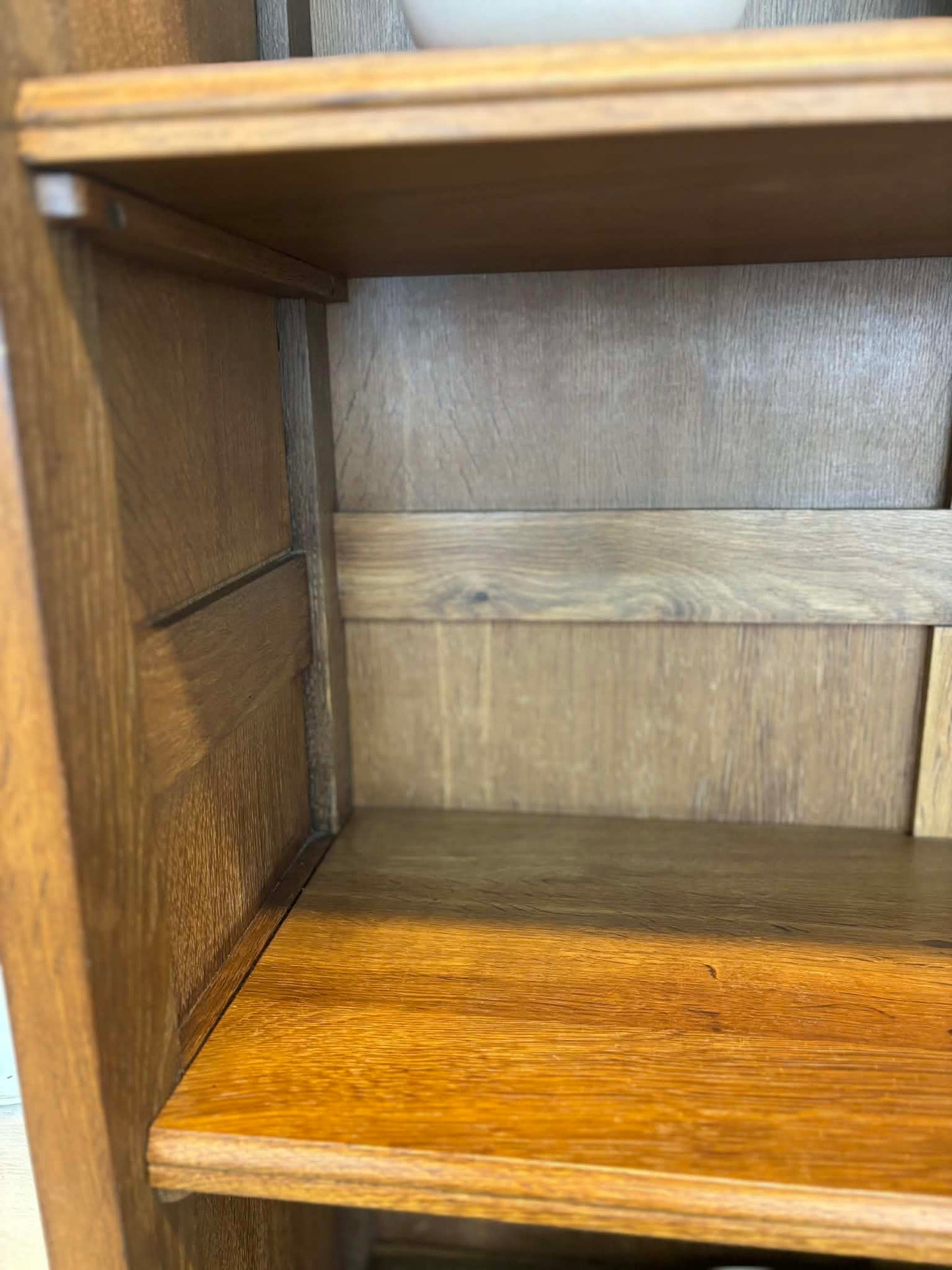 РУСТИК БИБЛИОТЕКА ОТ МАСИВ