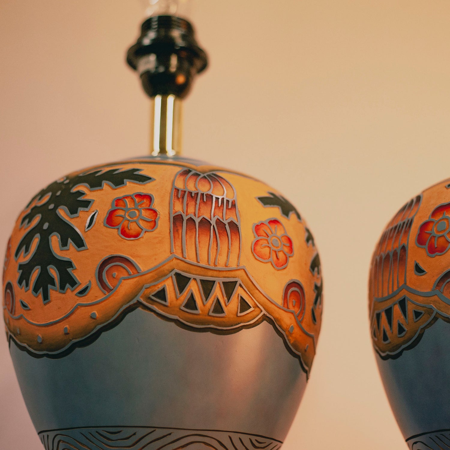 Детайл на синя керамична глазура (Detail of Azure Blue Ceramic Glaze) – Висококачествена изработка – Texture Shot