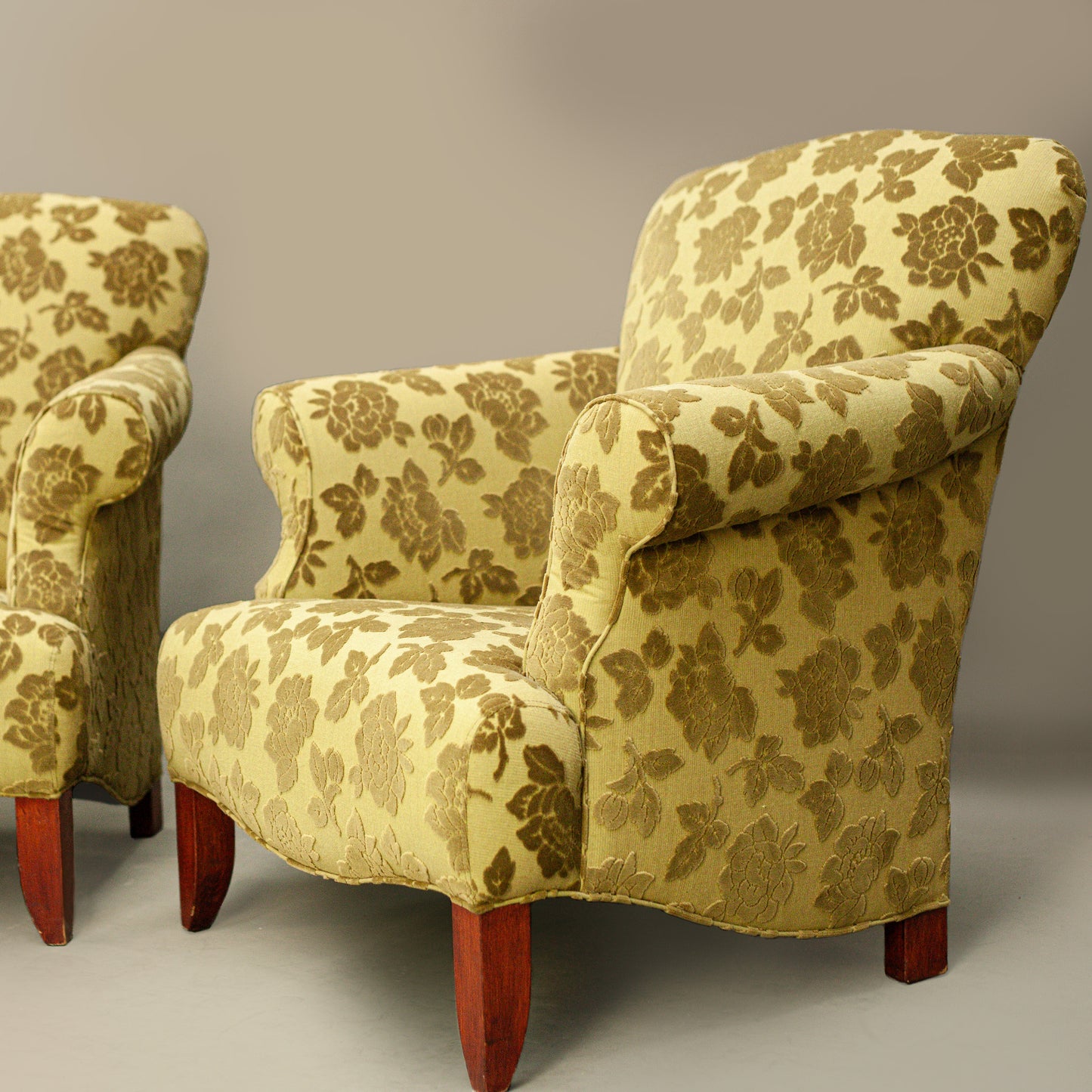 VICTORIAN STYLE ARMCHAIRS