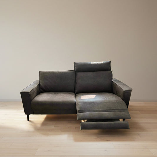 SCANDINAVIAN 2-SEATER SOFA WITH CHAISE & SLEEPER MECHANISM