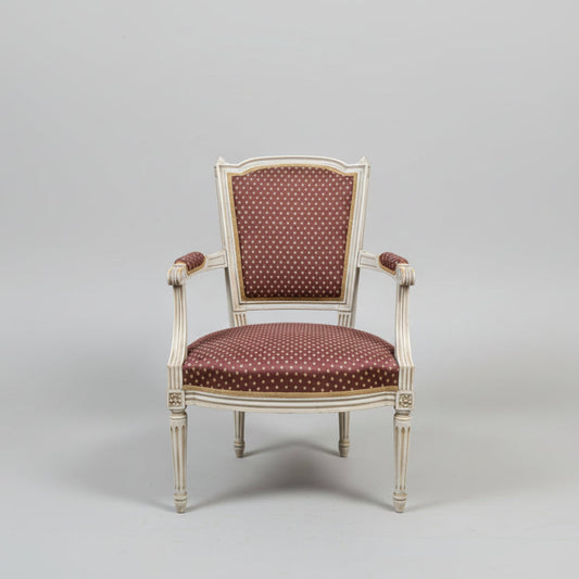 Винтидж фотьойл Louis XVI кабриолет (French Neoclassical Cabriolet Chair) - Бяла патина - Front View