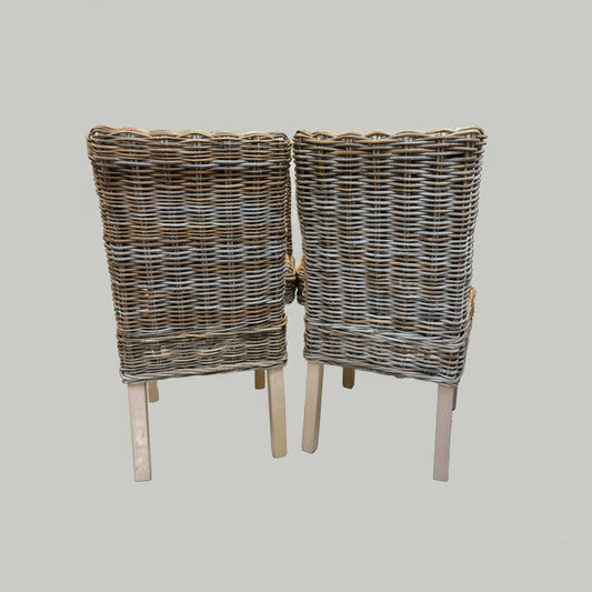Гръб на стол от масивно дърво и ратан (Solid Wood & Woven Rattan Backrest) - Минималистичен дизайн - Back View