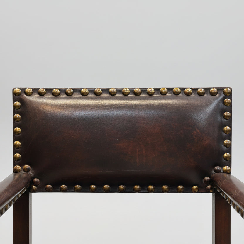 Детайли на облегалка (Barley Backrest Detail) - Луи XIII стил - Close-up