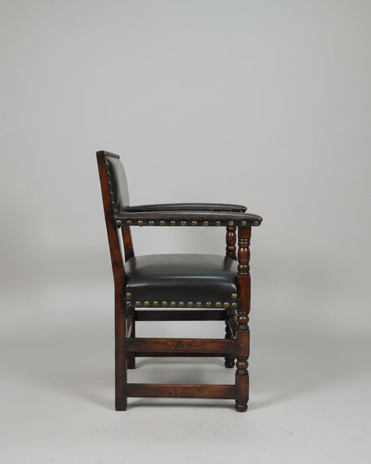 АНТИКВАРЕН СТОЛ В СТИЛ КРОМУЕЛ (Cromwellian)