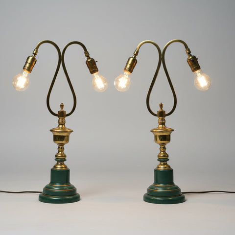 Комплект 2 настолни лампи в стил Сецесион (Set of 2 Art Deco Brass Table Lamps) - Светещи - Full View