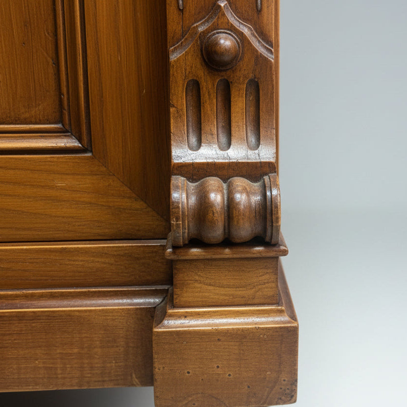 Архитектурно оформени опори и резбована основа (Antique Carved Furniture Base) - Класически европейски дизайн - Bottom Detail