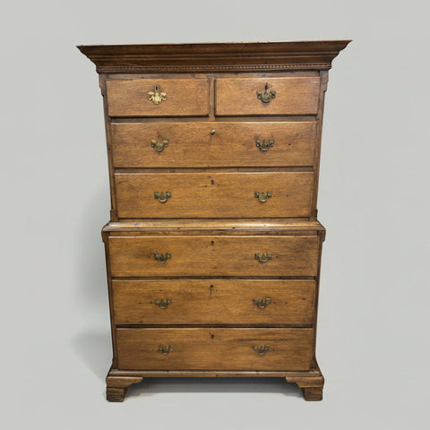 Antikvaren Dabov Skrin in brown Front View