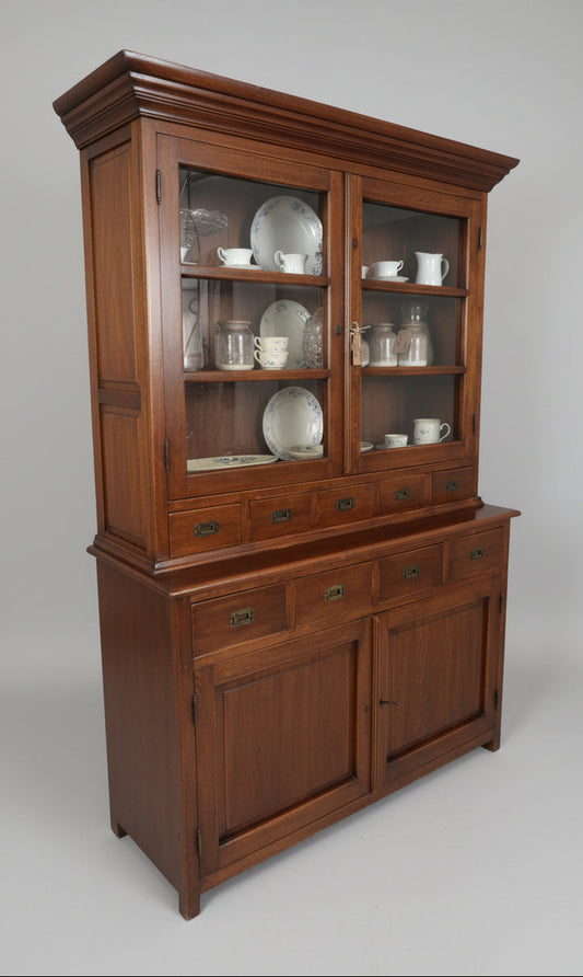 ВИНТИДЖ ВИТРИНА МАСИВ