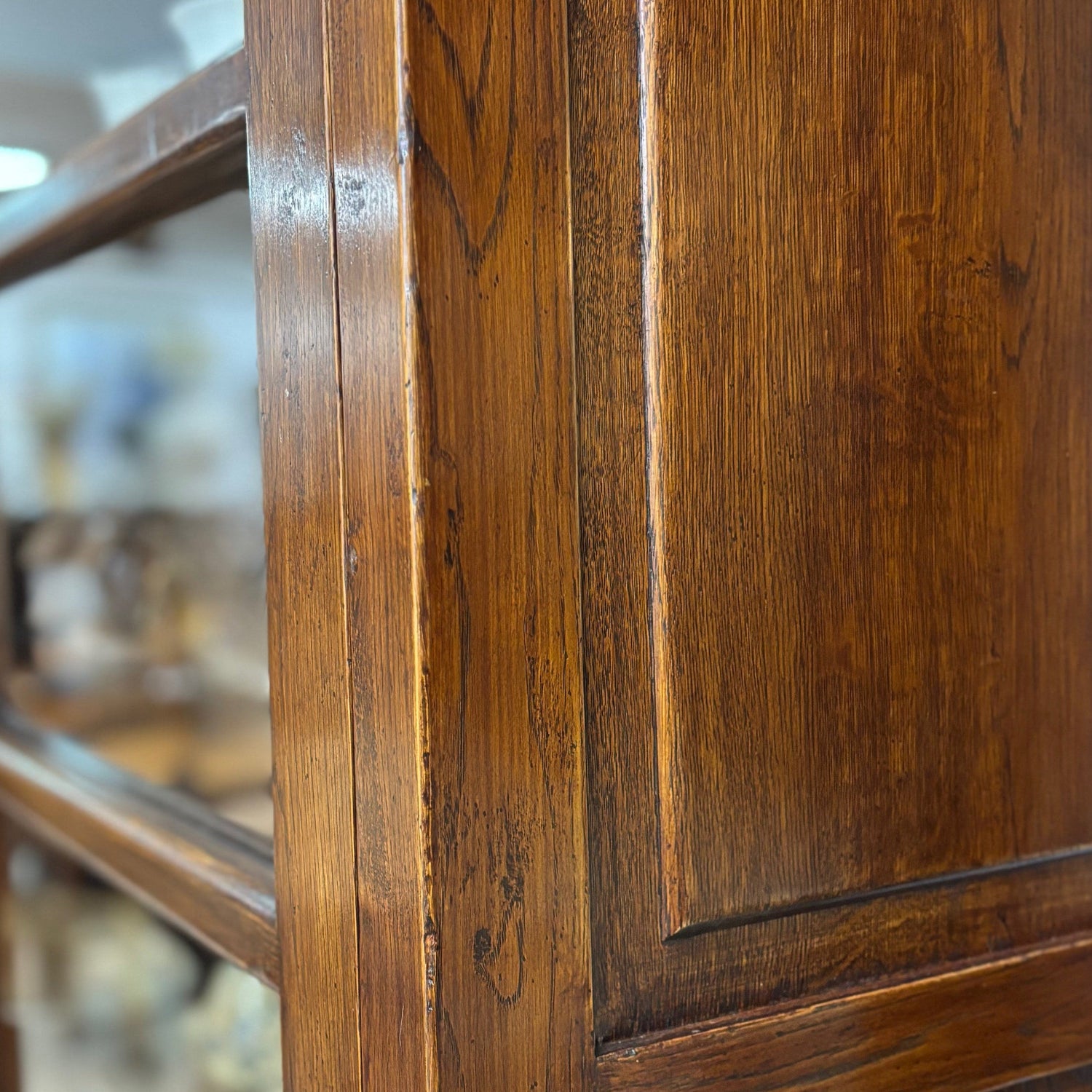 Страничен профил на масивна дъбова витрина (Solid Oak Cabinet Side Profile) - Dutch Rustic Design - Side View