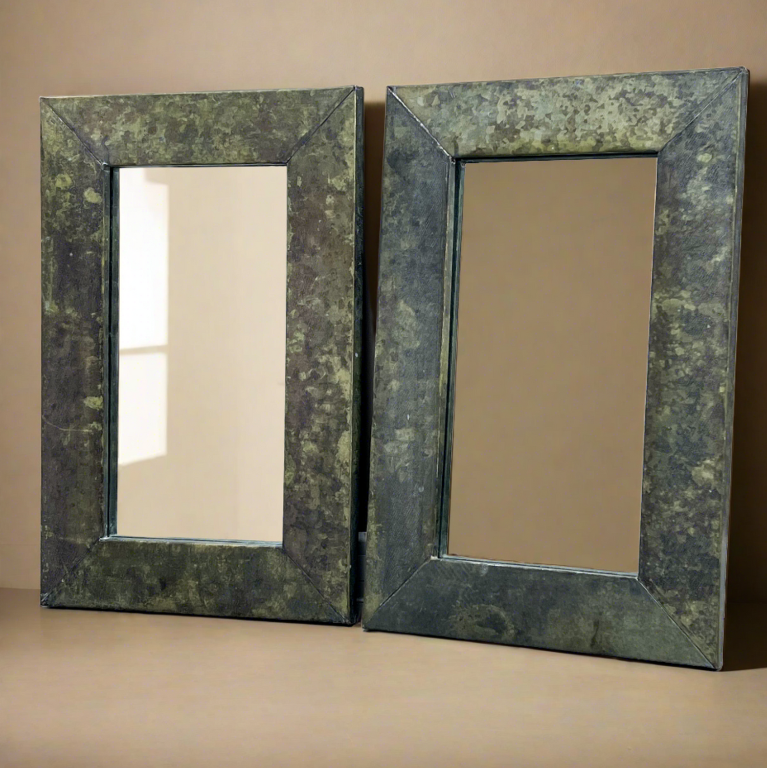 Индустриални огледала в модерен интериор (Industrial Mirrors in Modern Home Interior) – Стил Лофт и Бохо – Lifestyle View