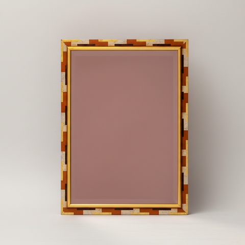 Стенно огледало с артистично присъствие 93x67 см (Statement Wall Mirror with Bronze Spectrum Frame) – Индустриален и Бохо декор – Full View